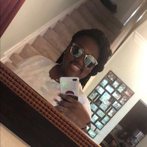 Meet your Posher, Jazmin